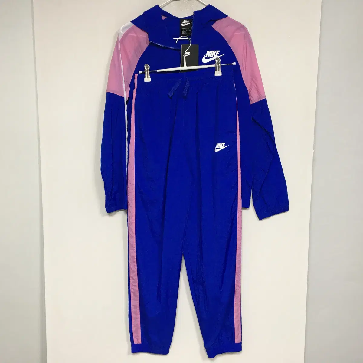 新品 NIKE ナイキウィンドブレーカーパンツトレーニングセット 55